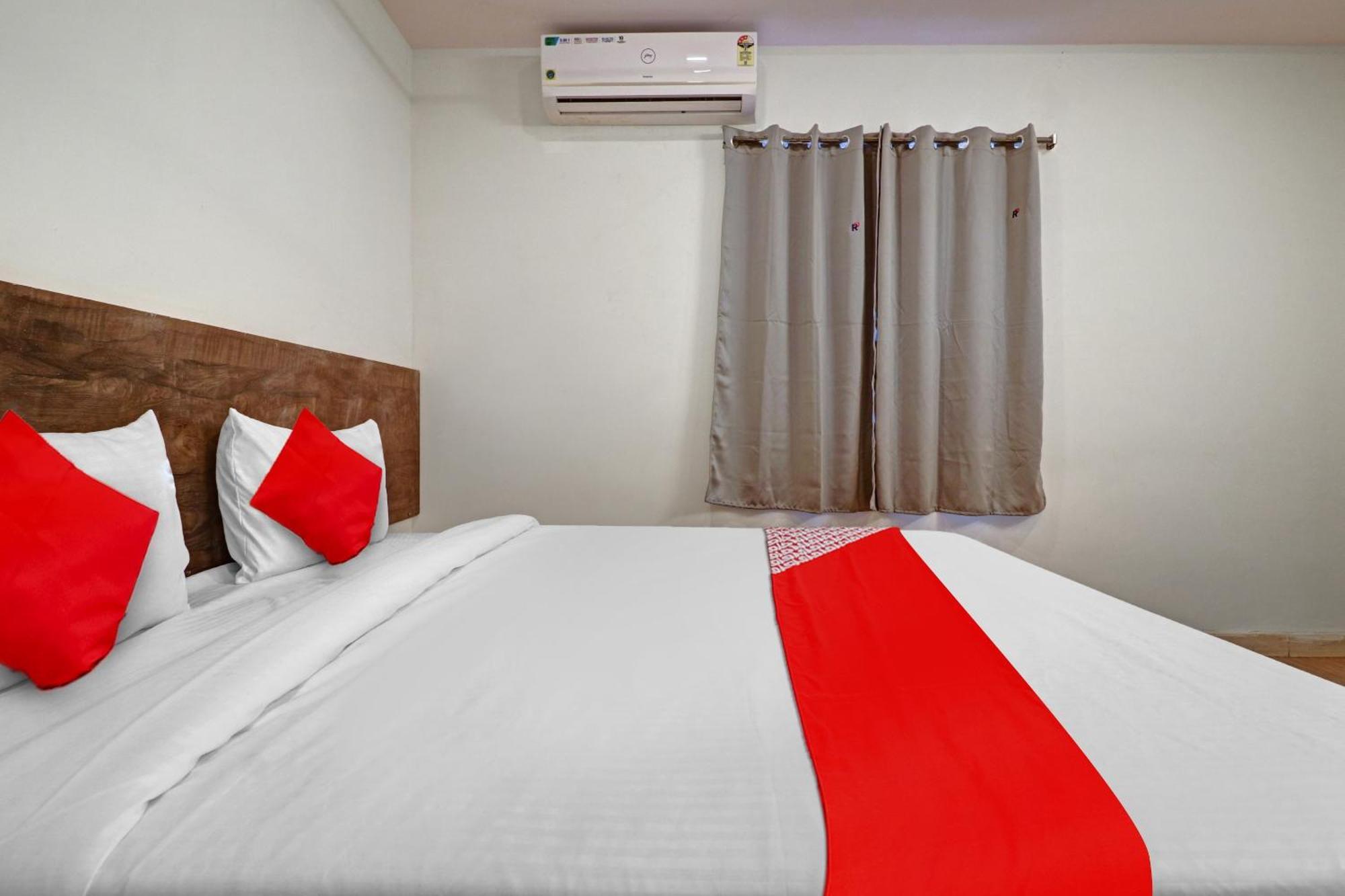 Hotel O R Square Bn Reddy Sururnagar Bagian luar foto