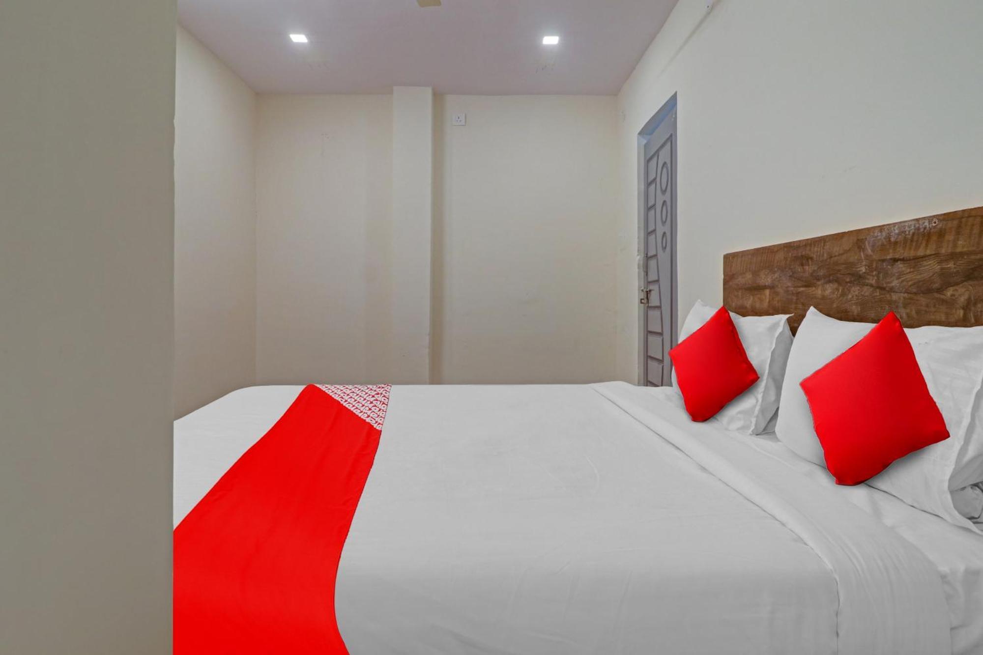 Hotel O R Square Bn Reddy Sururnagar Bagian luar foto