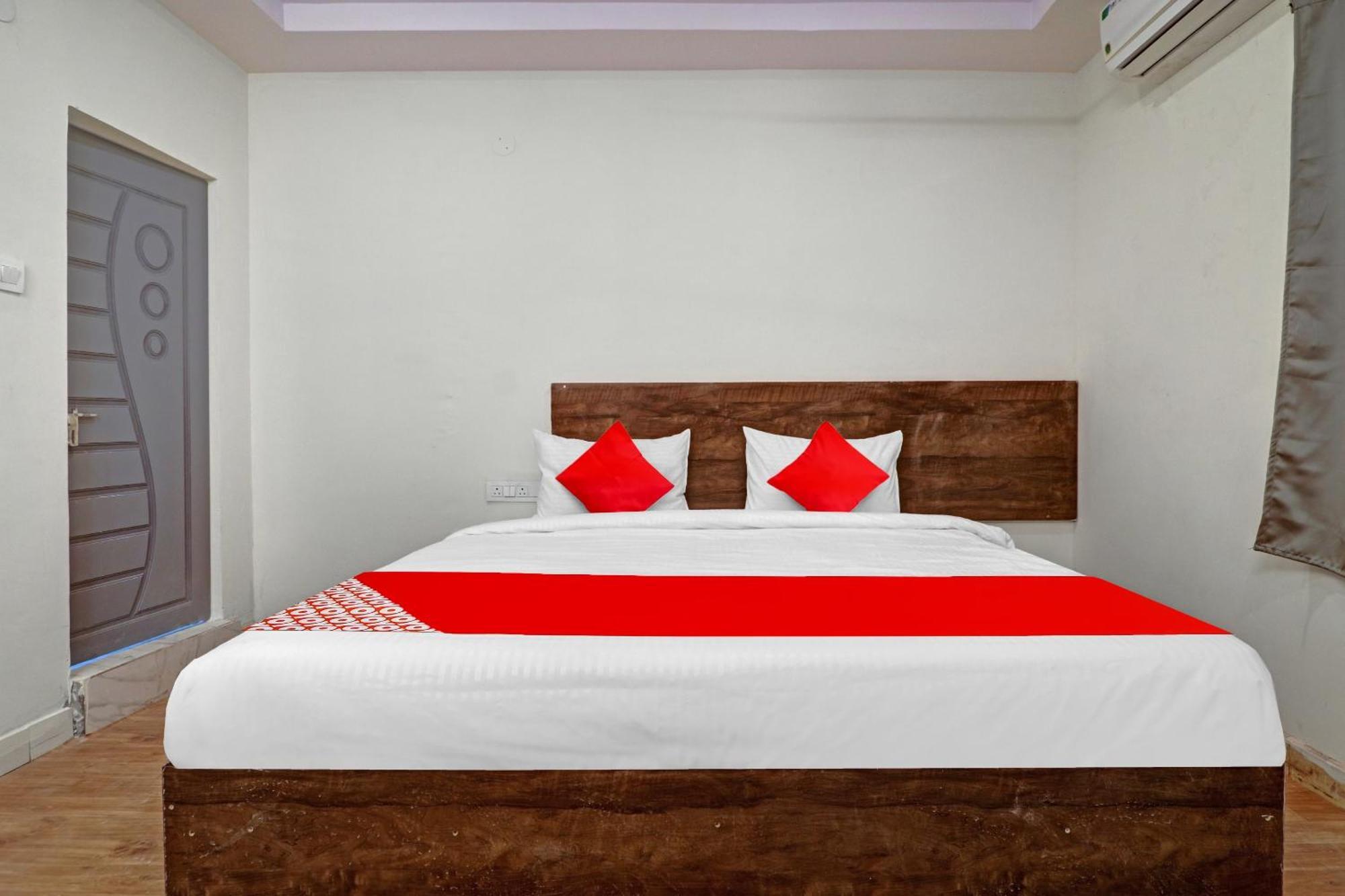 Hotel O R Square Bn Reddy Sururnagar Bagian luar foto